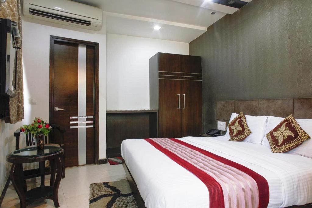Hotel Milllennium 2000 Dx New Delhi Eksteriør billede